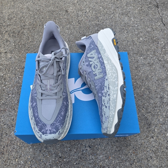 HOKA One Speedgoat 6 Sneaker  Men Size 10D - Picture 13 of 14